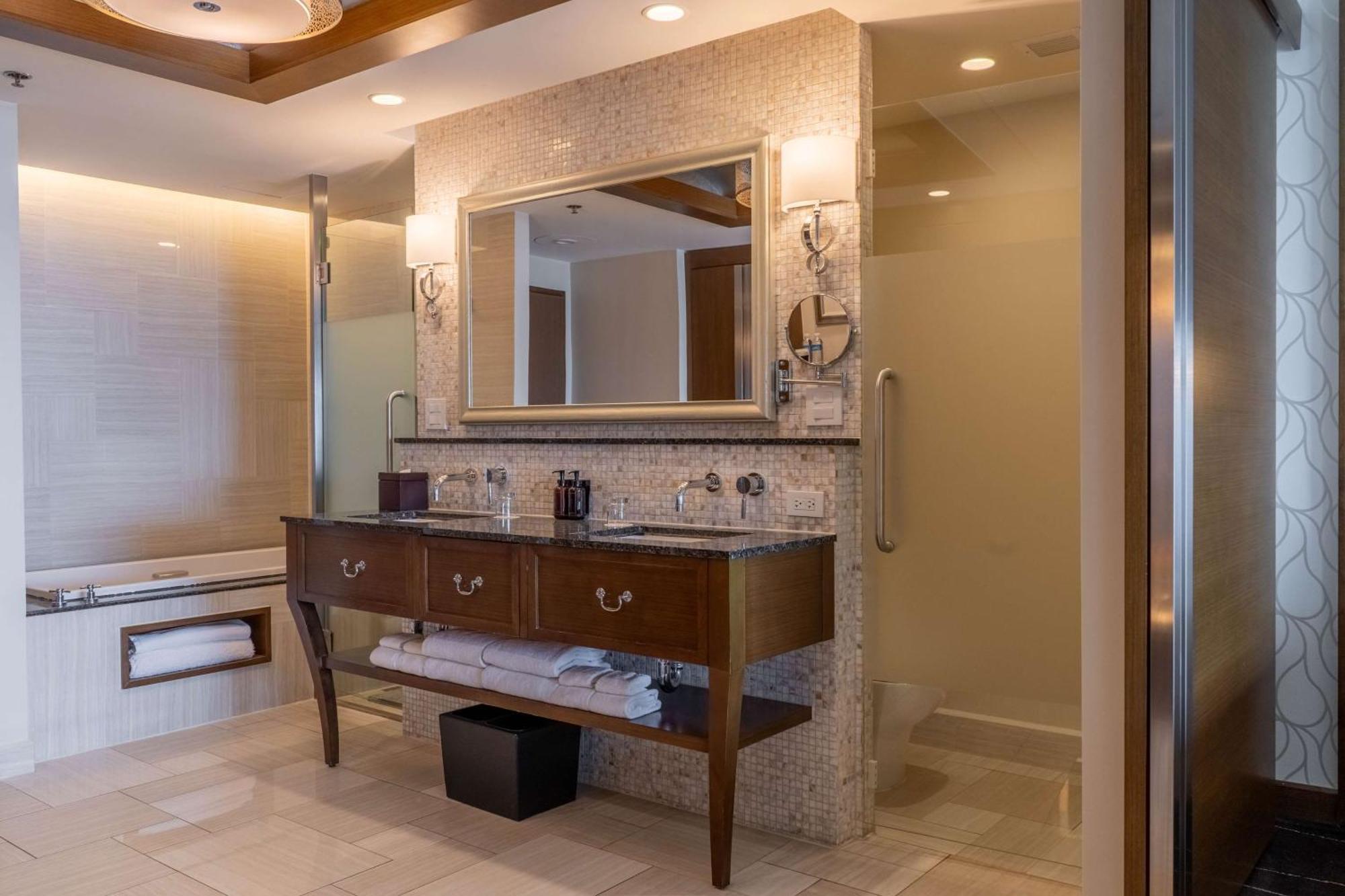 Dusit Thani Guam Resort Tumon Eksteriør bilde
